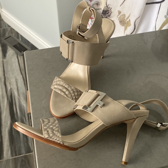 Calvin Klein heel sandals - Picture 2 of 6
